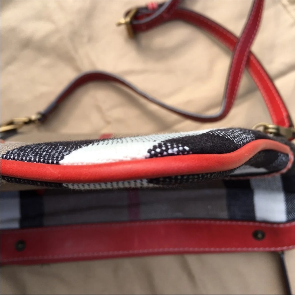 Store Closing Sale !Authentic Burberry Crossbody /Clutch - Picture 4 of 12